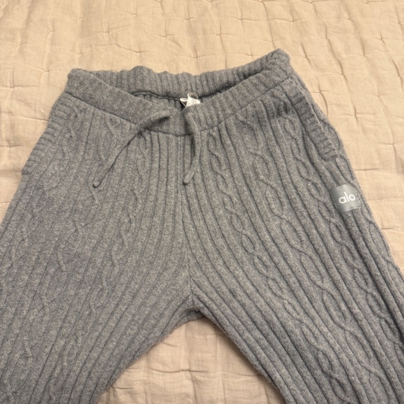 Alo Cable Knit Winter Bliss Pant - Picture 5 of 7